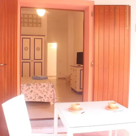 Bed & Breakfast Lu Cialdinu Di Bedda Ita *